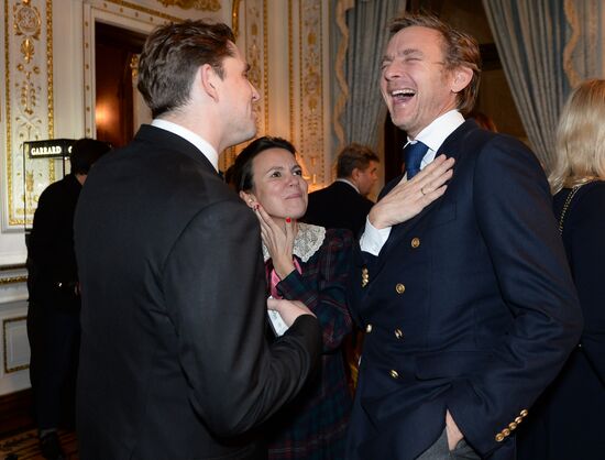 Cocktail party during presentation of new Garrard jewelry collection
