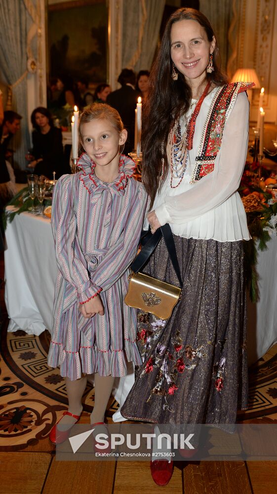 Cocktail party during presentation of new Garrard jewelry collection