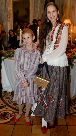 Cocktail party during presentation of new Garrard jewelry collection