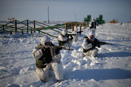 Motorized-rifle infantry of the Central Military District exercises in Novosibirsk