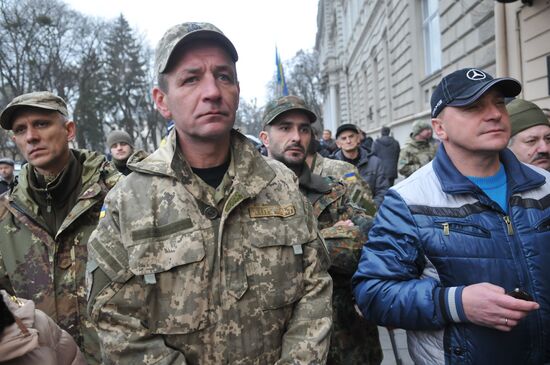 Ukrainian soldiers stage protest in Lviv