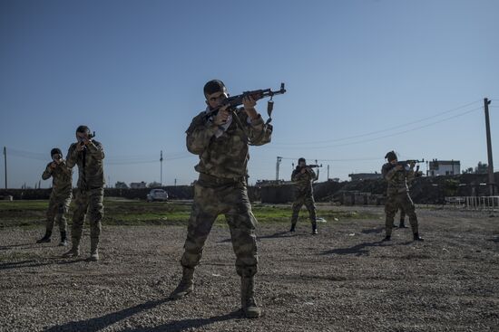 Assyrian 'Sotoro' self-defense forces in Al-Qamishli city