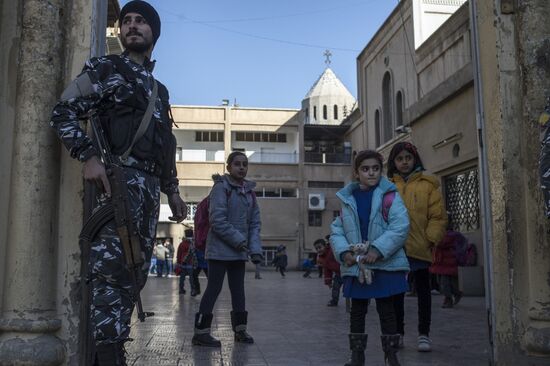 Assyrian 'Sotoro' self-defense forces in Al-Qamishli city