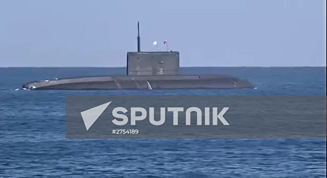 Rostov-on-Don submarine launches 3M-54 Kalibr (Klub) anti-ship missiles