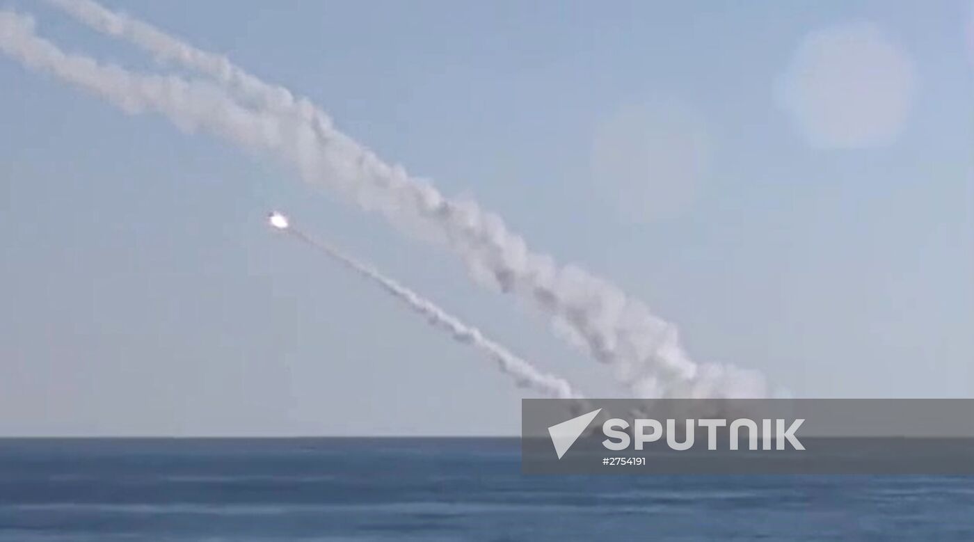 Rostov-on-Don submarine launches 3M-54 Kalibr (Klub) anti-ship missiles