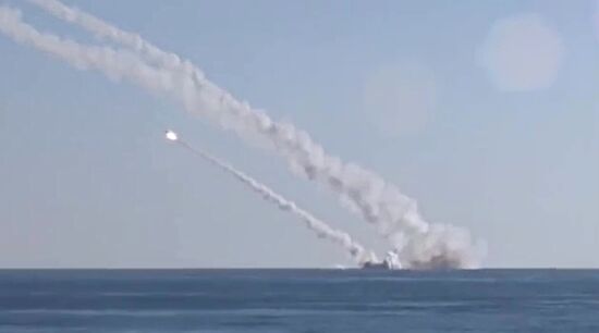 Rostov-on-Don submarine launches 3M-54 Kalibr (Klub) anti-ship missiles