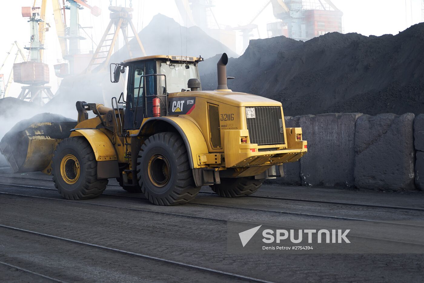 Coal from South Africa unloaded at Odessa port