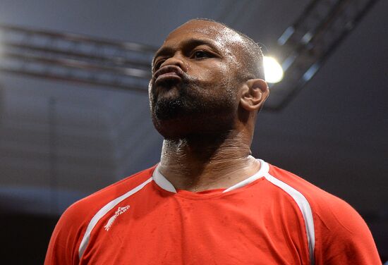 Boxing. Training by Enzo Maccarinelli and Roy Jones Jr.