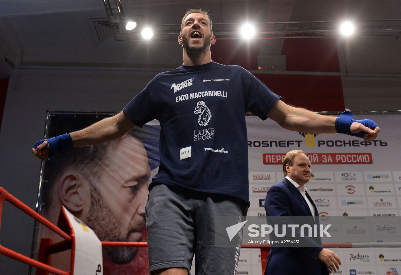 Boxing. Training by Enzo Maccarinelli and Roy Jones Jr.