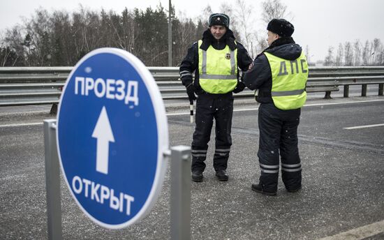 Opening of new road intersection leading to Domodedovo airport