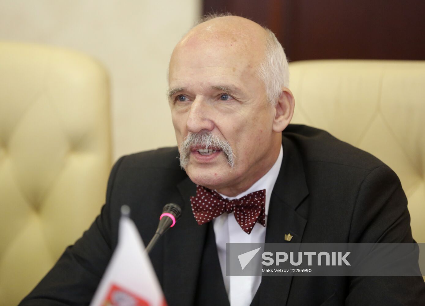 Polish delegation visits Crimea