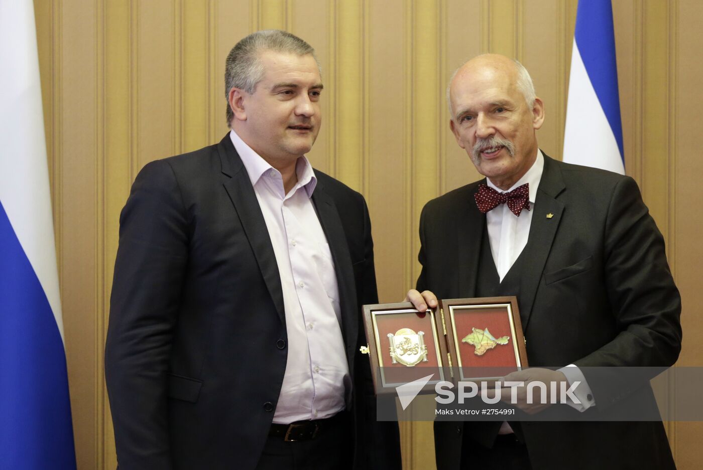 Polish delegation visits Crimea