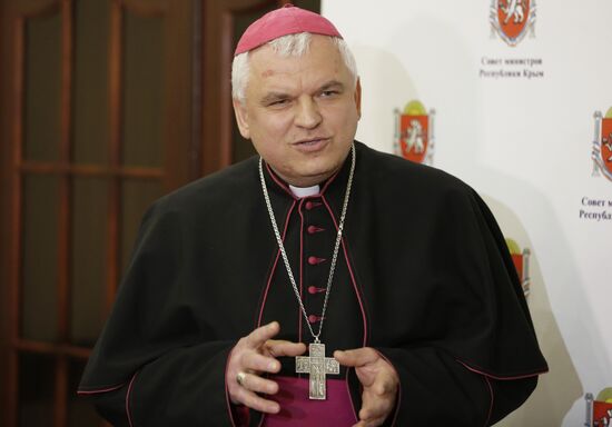 Polish delegation visits Crimea