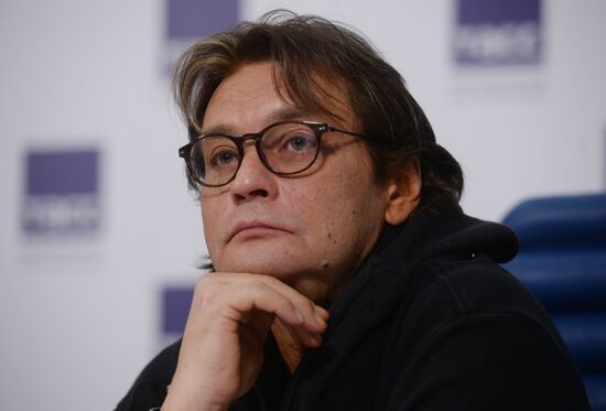 N/c on the release of Gardemarines-1787 and the 80th anniversary of film director Svetlana Druzhinina