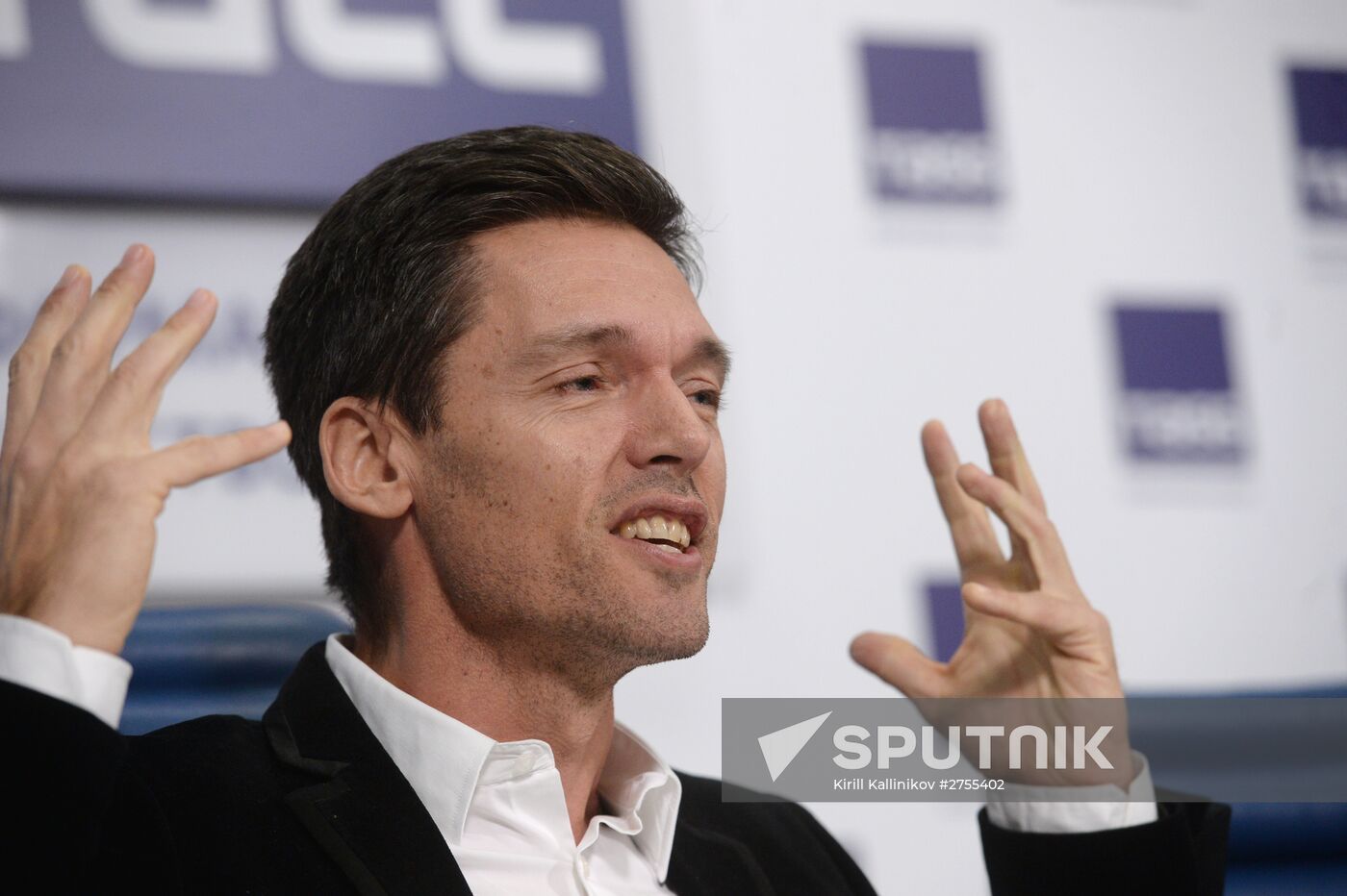 N/c on the release of Gardemarines-1787 and the 80th anniversary of film director Svetlana Druzhinina