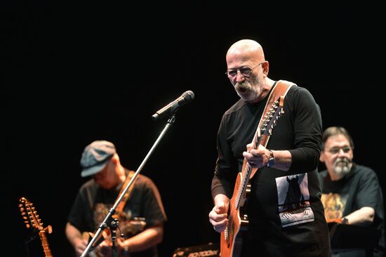 Alexander Rozenbaum presents his new album "Metaphysics"
