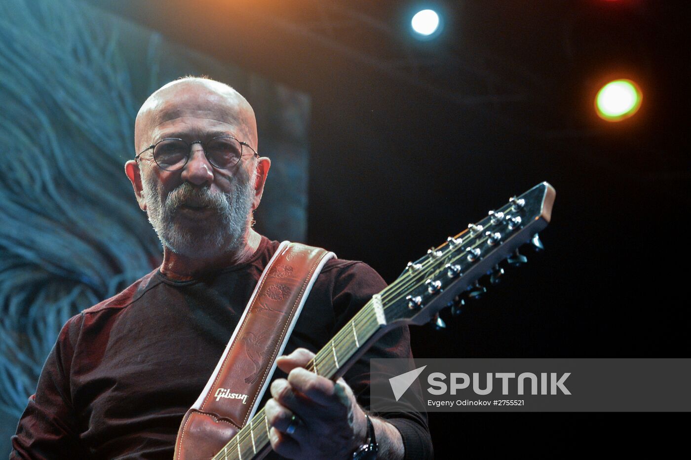 Alexander Rozenbaum presents his new album "Metaphysics"