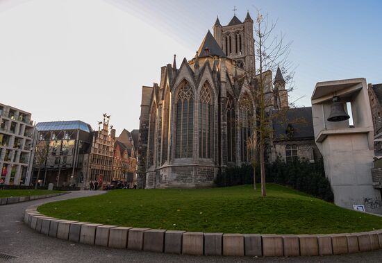 Cities of the world. Ghent