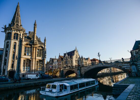 Cities of the world. Ghent