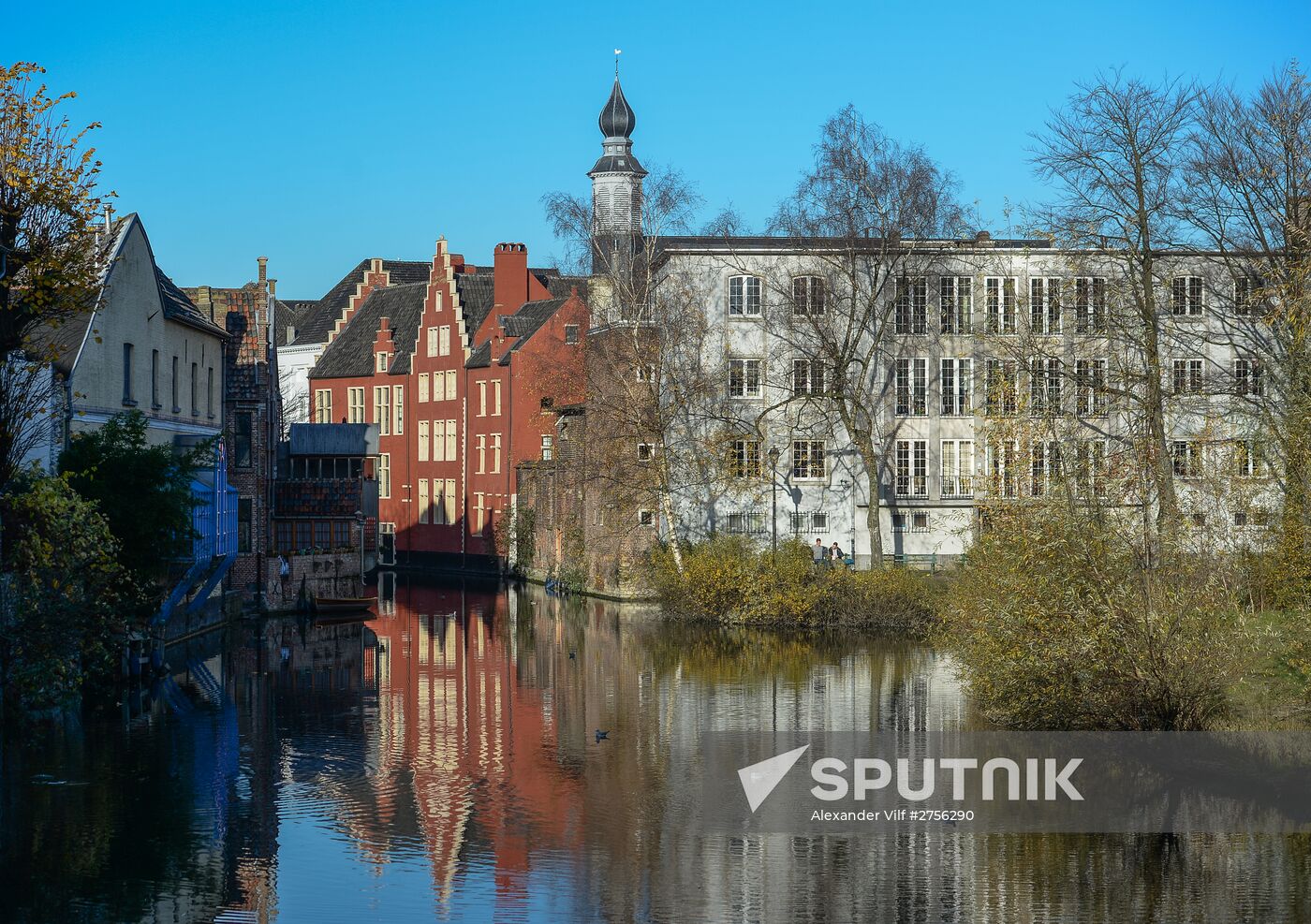 Cities of the world. Ghent
