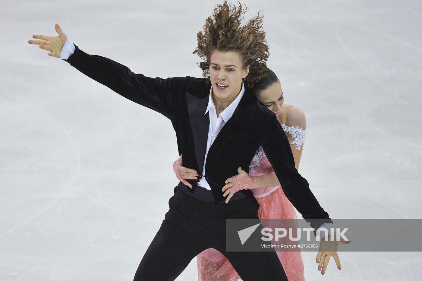 Figure Skating. 2015-2016 ISU Junior Grand Prix Final. Ice Dance. Free skating