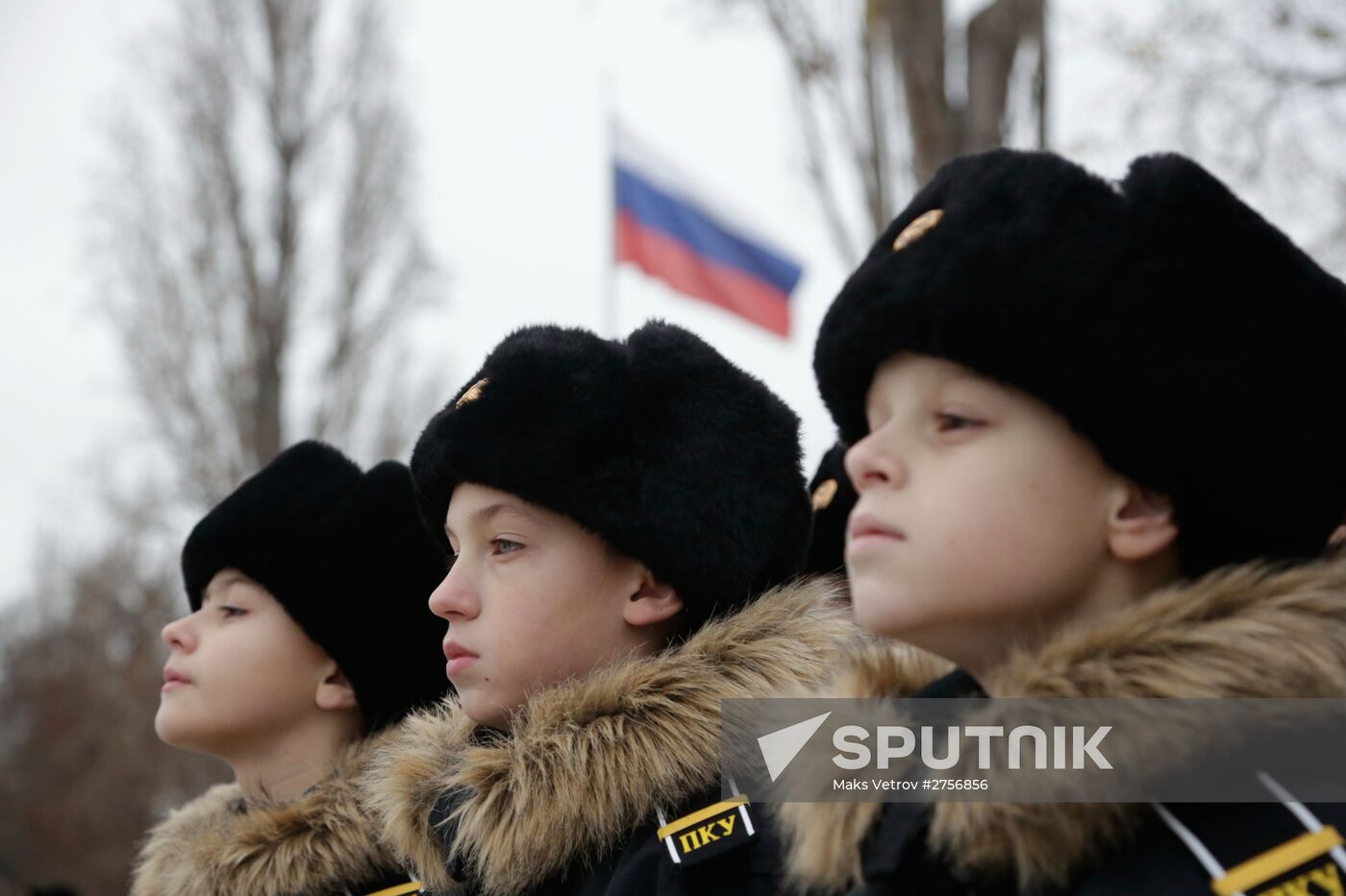Flags raised at Russian Navy's new ships Zelyony Dol and Serpukhov