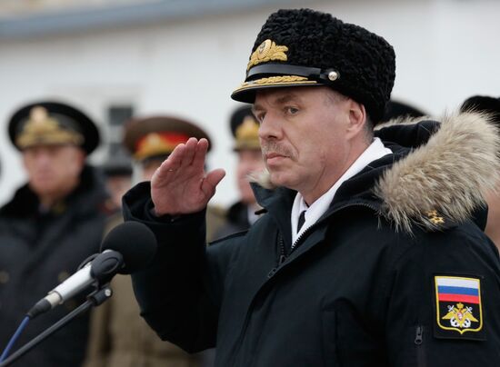 Flags raised at Russian Navy's new ships Zelyony Dol and Serpukhov