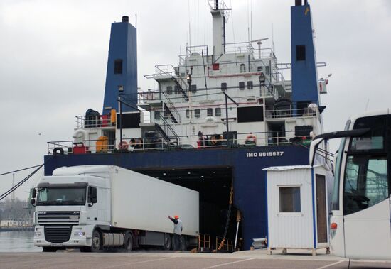 Ferry brought Russian trucks from Turkey to Sevastopol