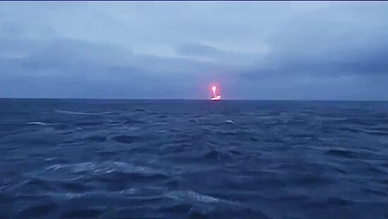 Submerged Verkhoturye nuclear submarine launches Sineva ballistic missile