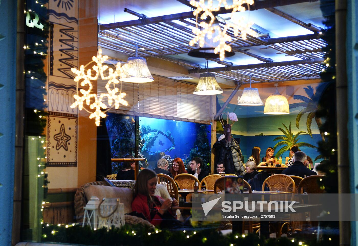 Cafe visitors