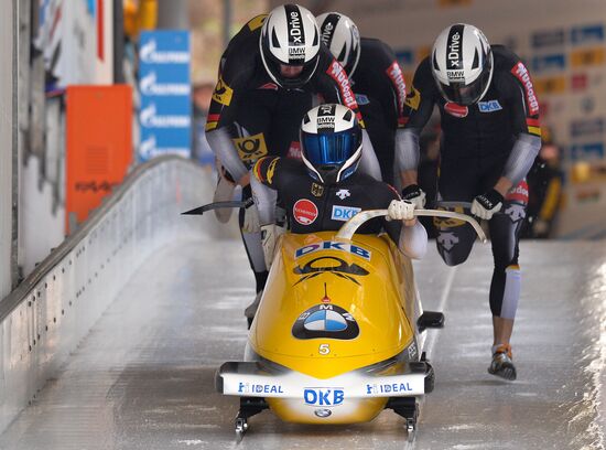 Bobsleigh World Cup. 3rd stage. Four man