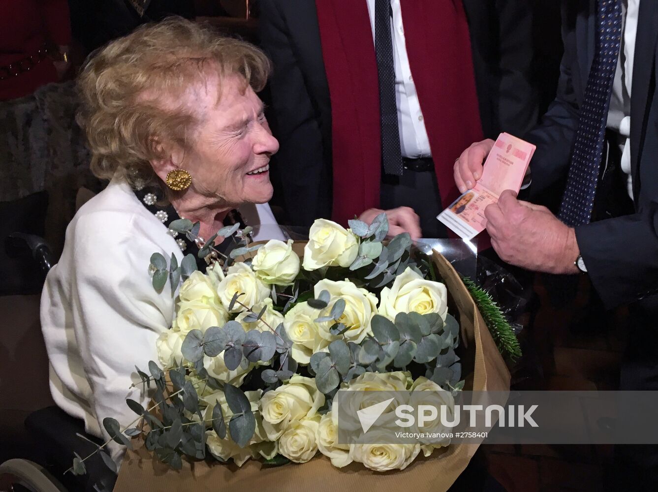 Russian ambassador in France A. Orlov presents Baroness Irina von Dreyer with Russian passport