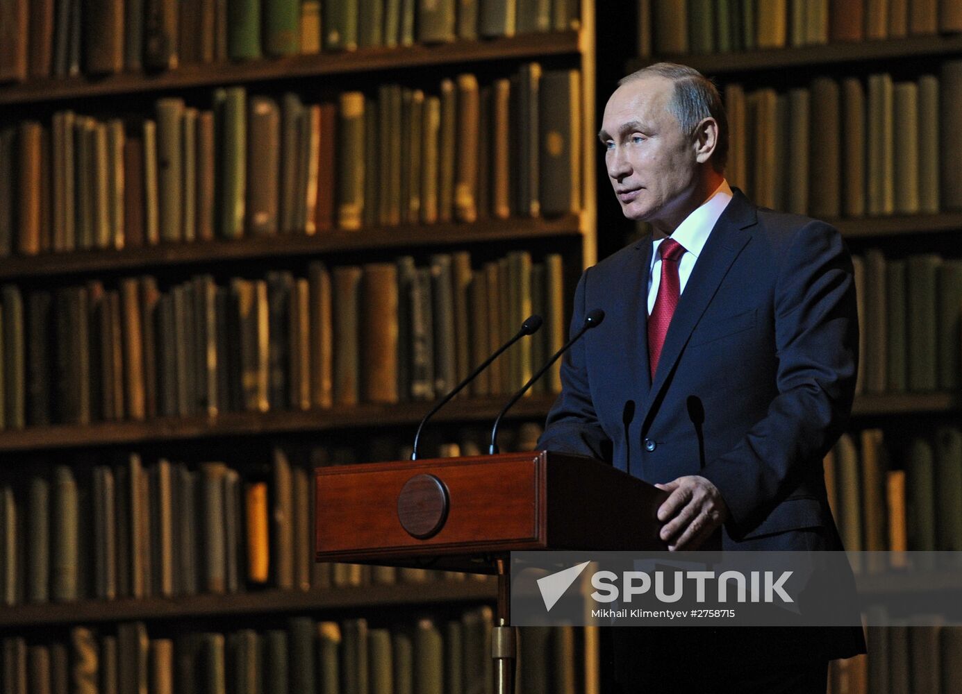 Vladimir Putin visits Northwestern Federal District