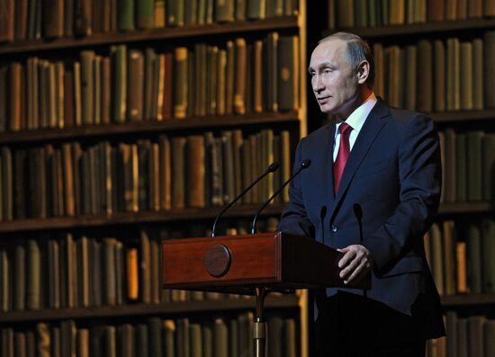 Vladimir Putin visits Northwestern Federal District
