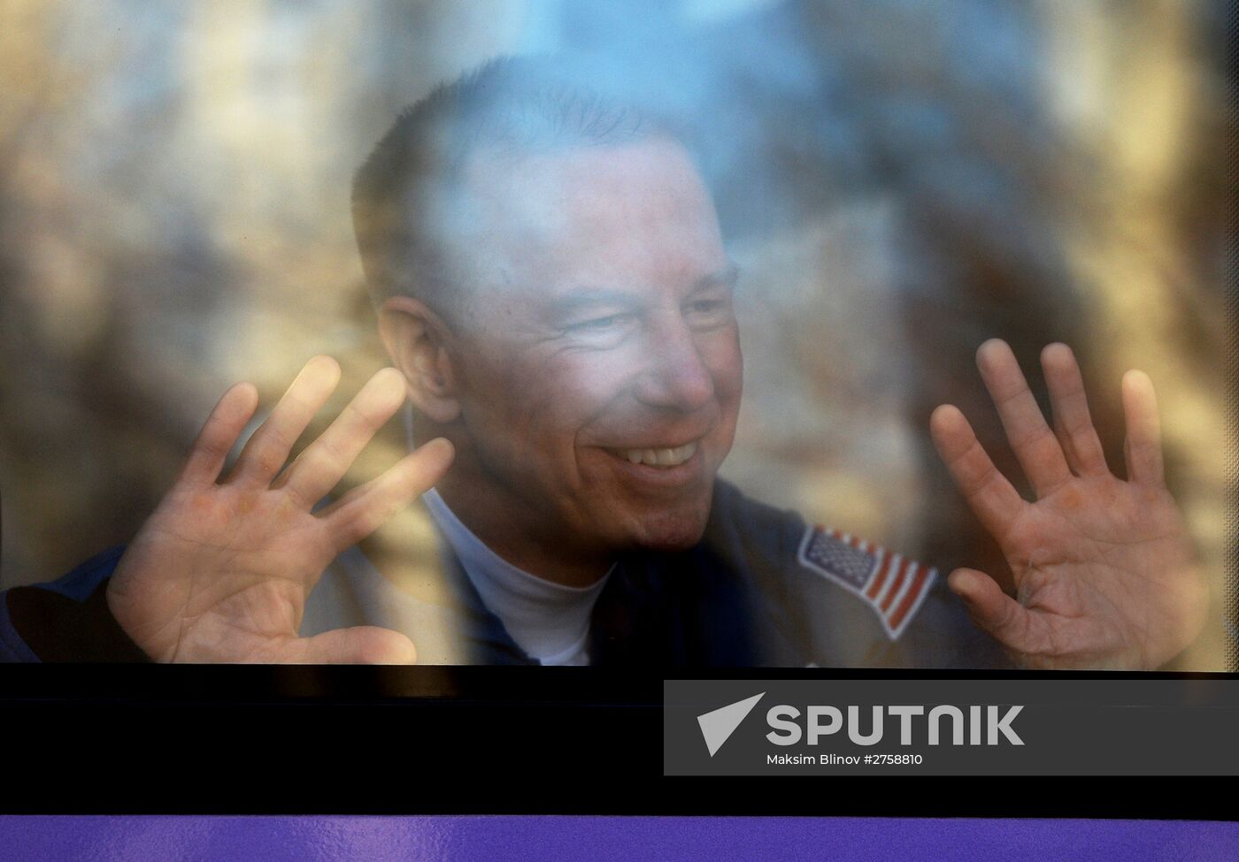 Soyuz TMA-19M spacecraft lifts off from Baikonur Space Center