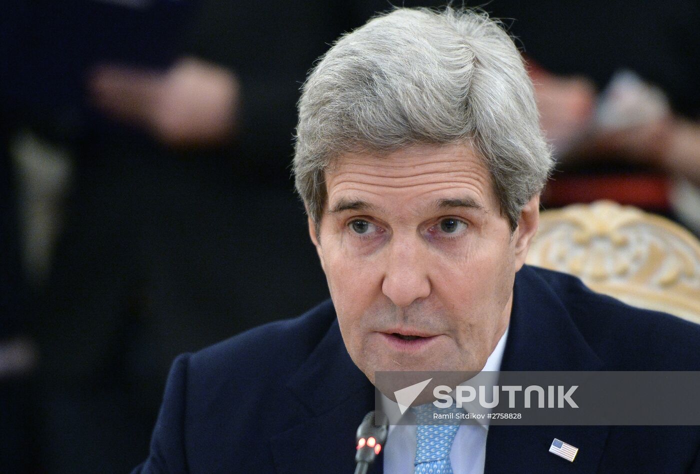 Russian Foreign Minister Sergey Lavrov meets with US Secretary of State John Kerry