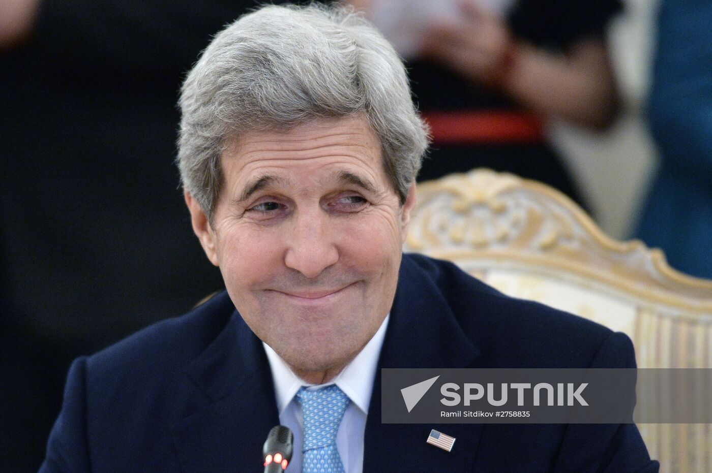 Russian Foreign Minister Sergey Lavrov meets with US Secretary of State John Kerry