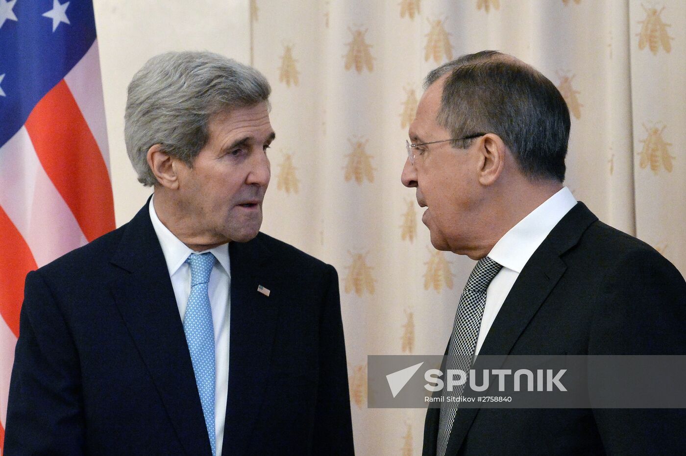 Russian Foreign Minister Sergey Lavrov meets with US Secretary of State John Kerry