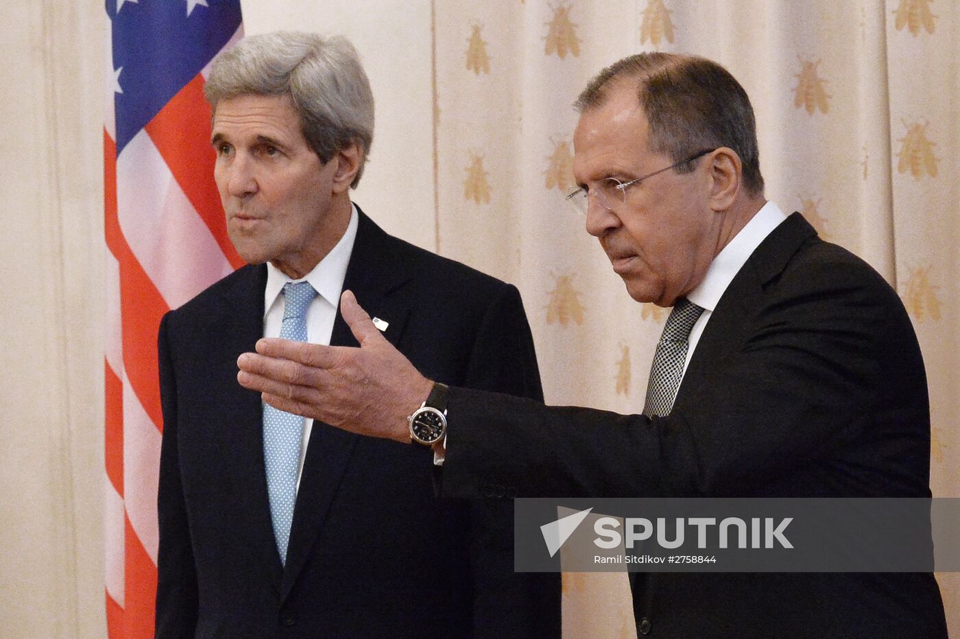 Russian Foreign Minister Sergey Lavrov meets with US Secretary of State John Kerry