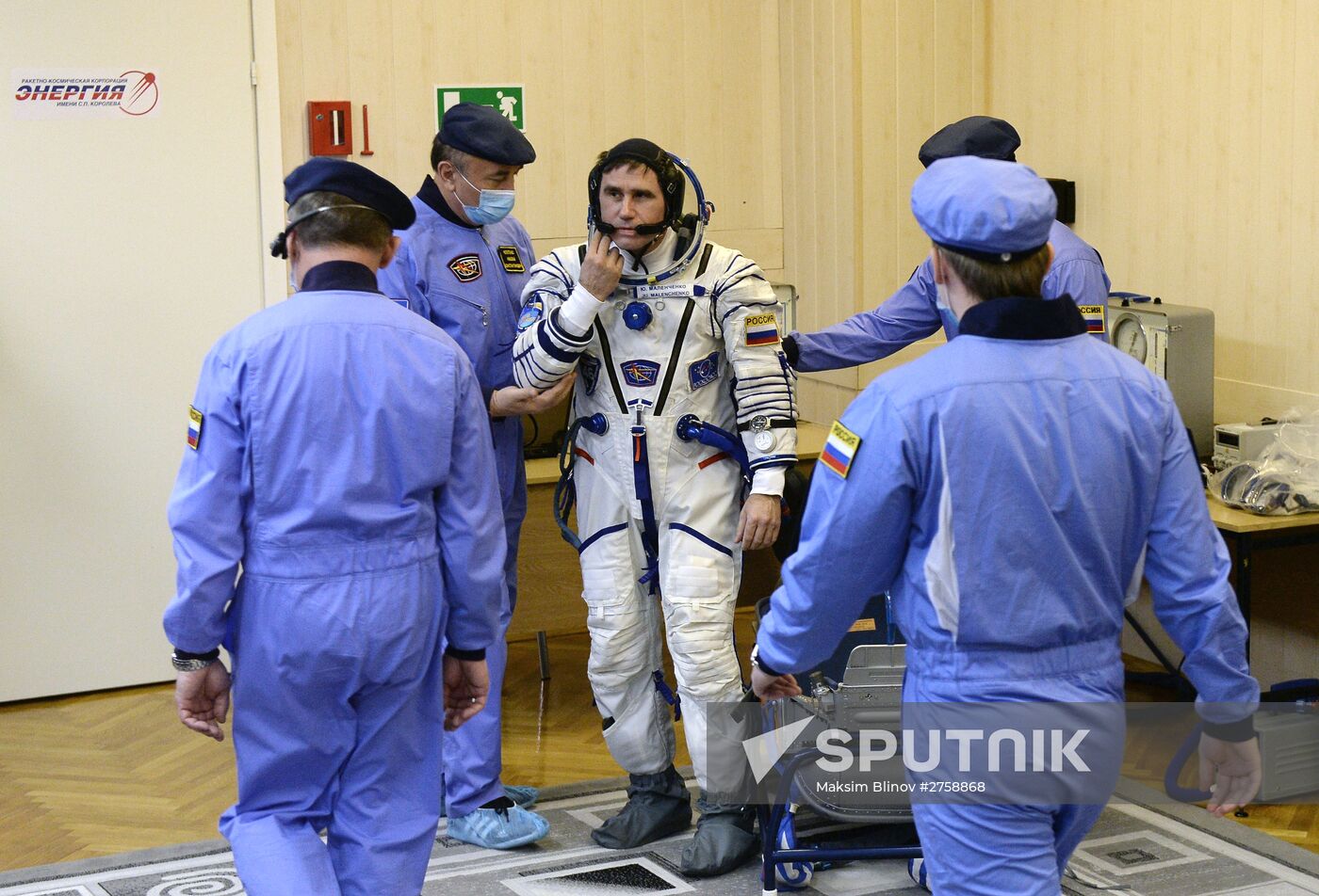 Soyuz TMA-19M spacecraft lifts off from Baikonur Space Center
