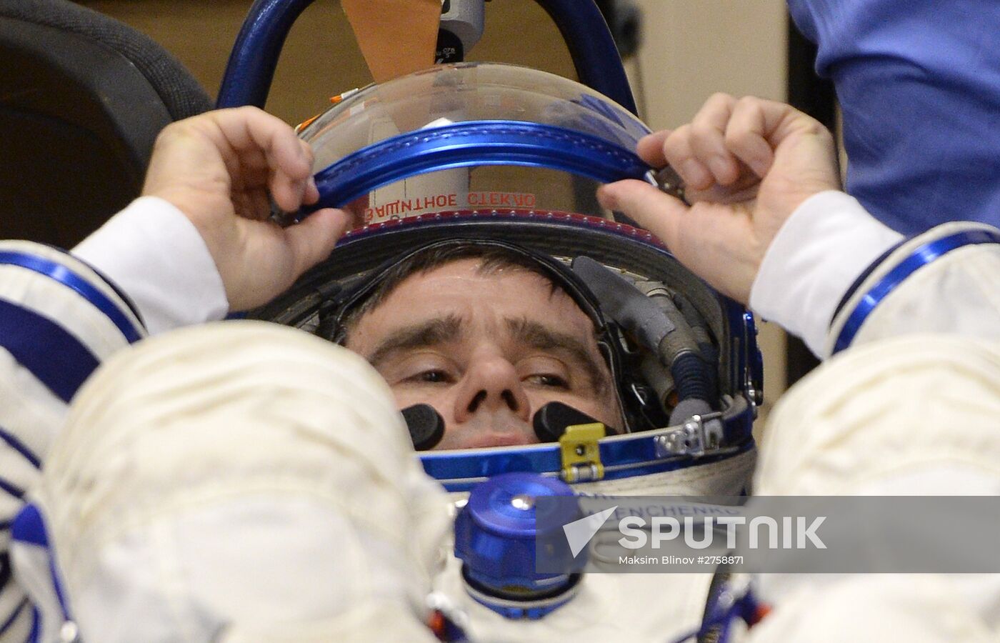 Soyuz TMA-19M spacecraft lifts off from Baikonur Space Center