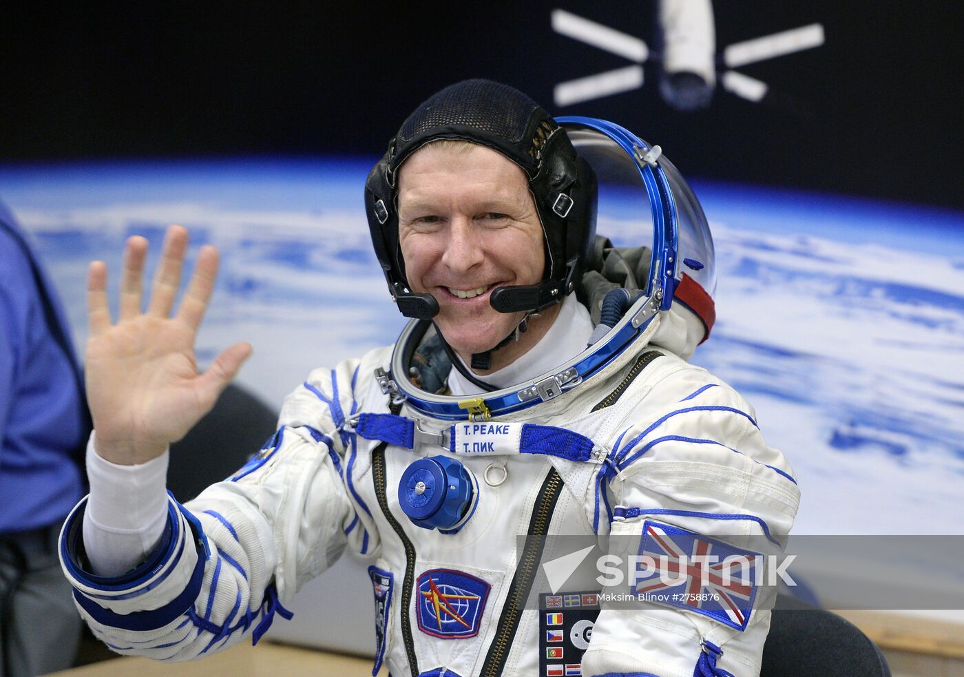 Soyuz TMA-19M spacecraft lifts off from Baikonur Space Center