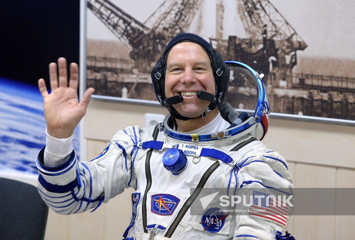 Soyuz TMA-19M spacecraft lifts off from Baikonur Space Center