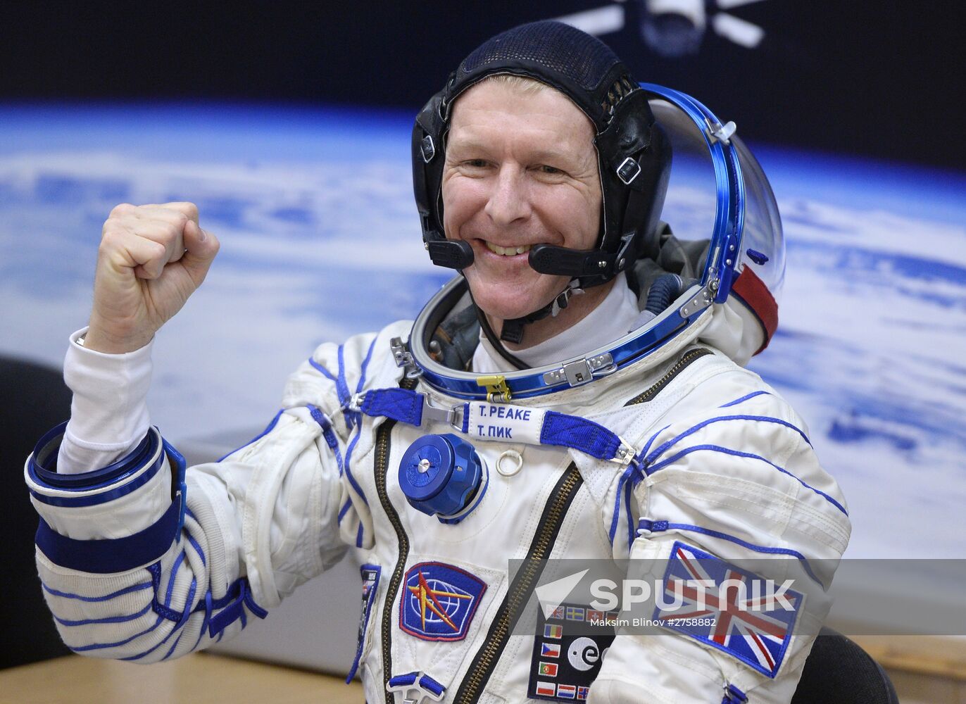 Soyuz TMA-19M spacecraft lifts off from Baikonur Space Center