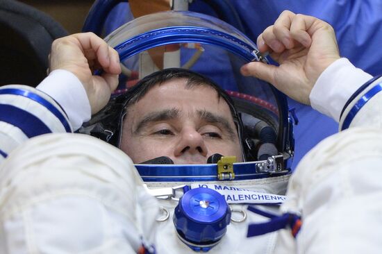Soyuz TMA-19M spacecraft lifts off from Baikonur Space Center