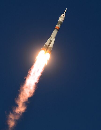 Soyuz TMA-19M spacecraft lifts off from Baikonur Space Center