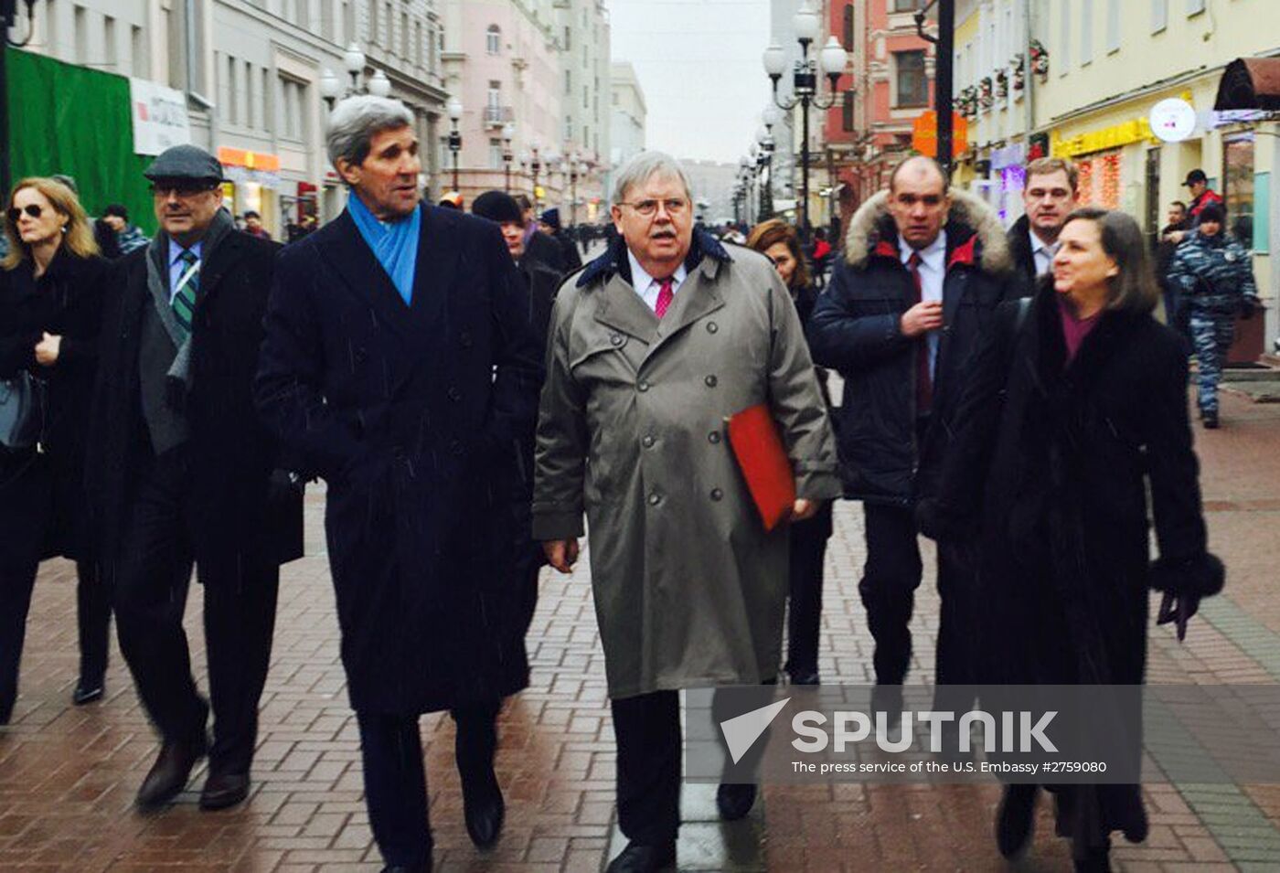 US Secretary of State John Kerry takes a walk on Arbat Street
