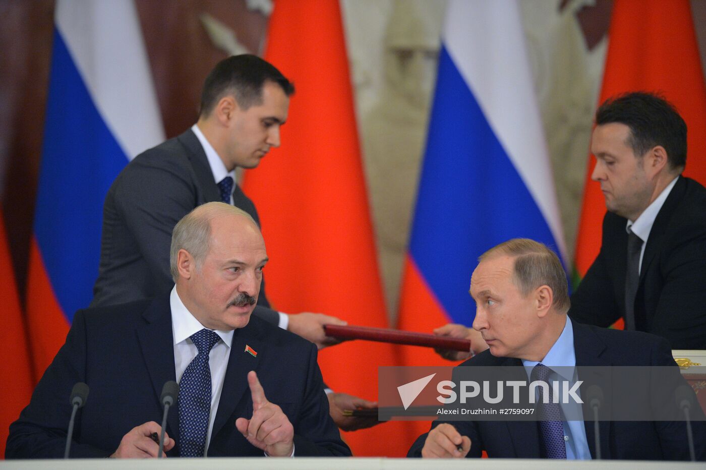 Russian President Vladimir Putin holds Russian-Belarusian talks