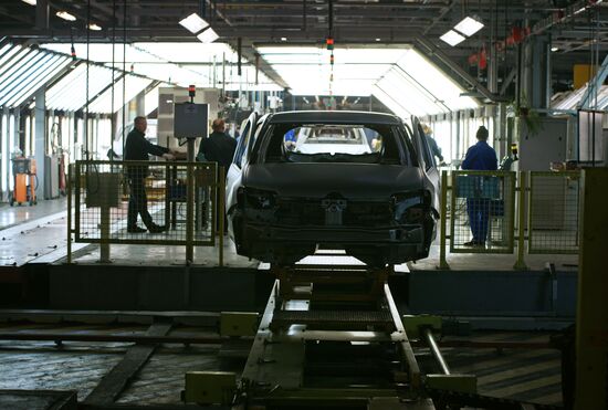 AvtoVAZ launches Lada X-Ray production in Samara