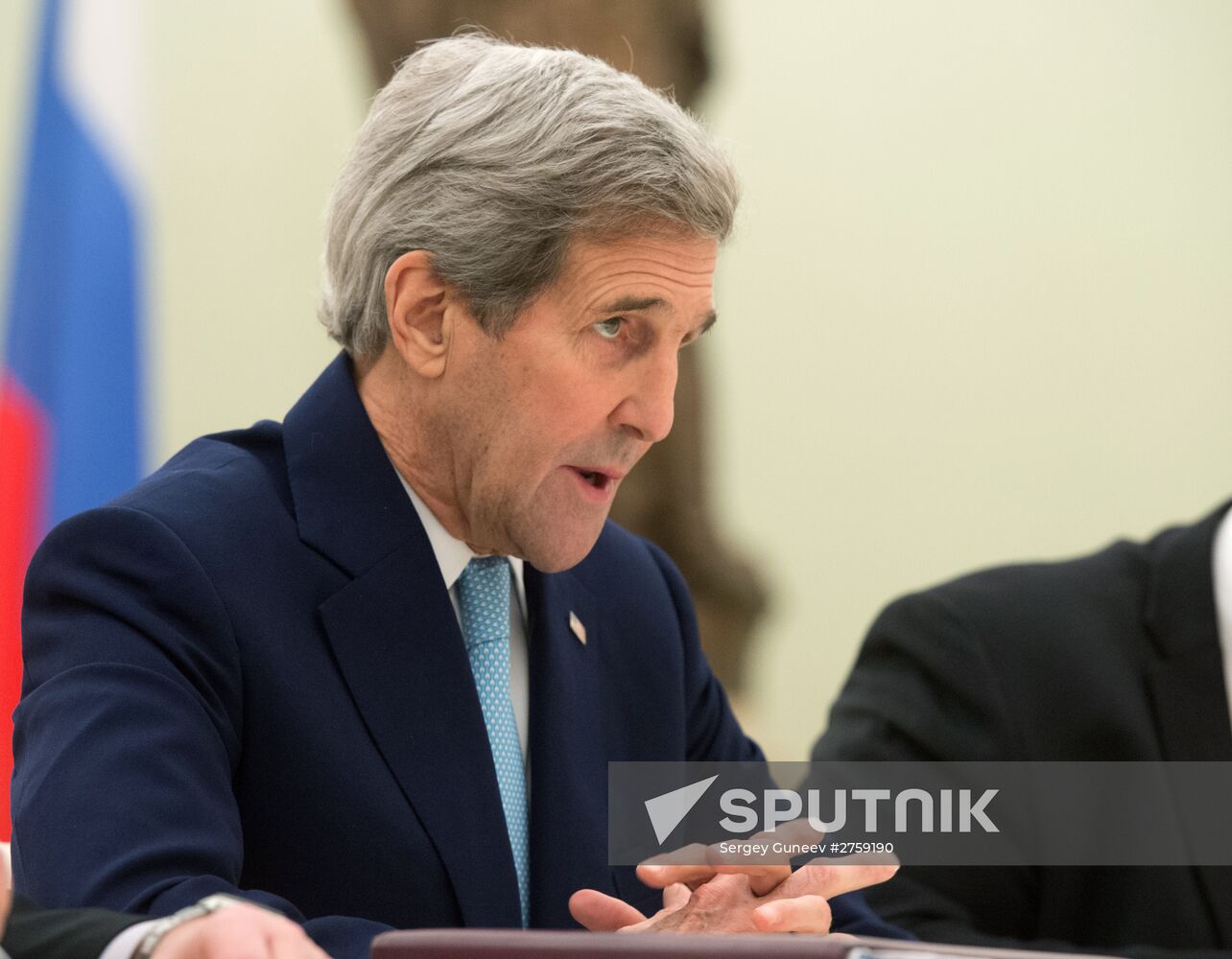 President Vladimir Putin meets with US Secretary of State John Kerry
